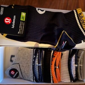 lululemon athletica Men's Black, Gray, and Orange Athletic Socks